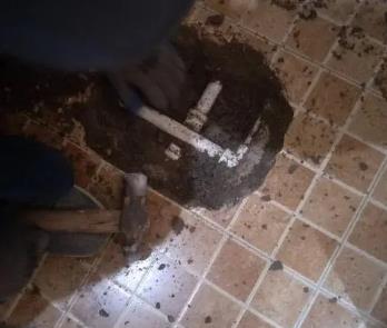白沙卫生间漏水维修公司为您分享下卫生间渗水如何处理及注意事项